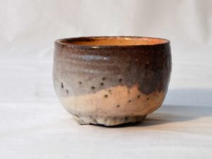 raku_bol_a